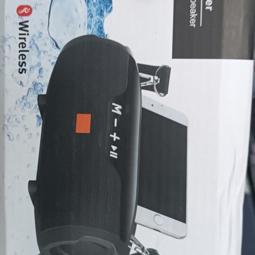 Bluetooth Portable Speaker KMS-14 with Smartphone Stand new