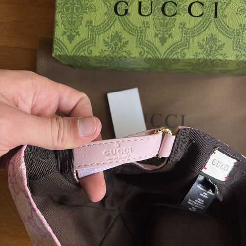 Gucci Cap like new, pink, one size
