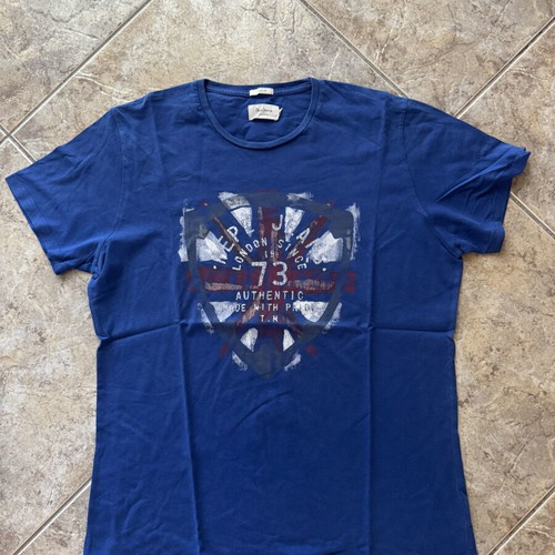 Pepe Jeans T-shirt blue size large used, authentic
