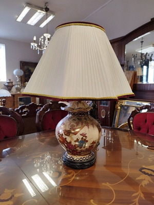 Chinese table lamp like new