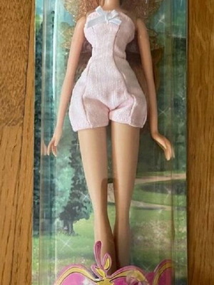 Winx Club Sweetly Fairy Flora doll new Giochi Preziosi