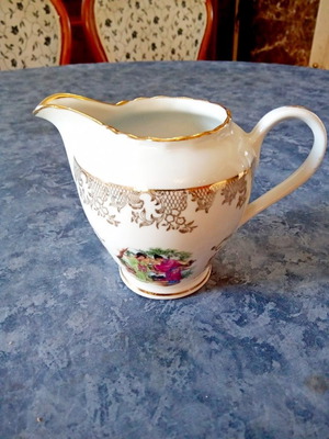 Πορσελάνινη γαλατιέρα vintage Franse - Veritable porcelane