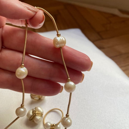 Modern jewelry set with natural pearls by Al'Oro
