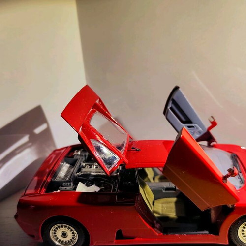 Bugatti 11GB Burago used 1/24 1991
