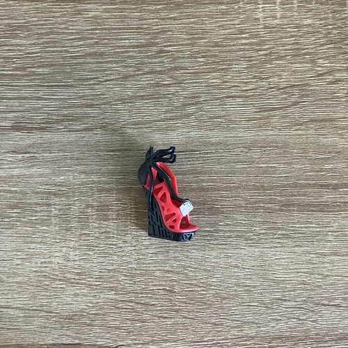 Monster High Operetta Dot Dead Gorgeous shoe like new