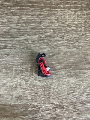 Monster High Operetta Dot Dead Gorgeous shoe like new