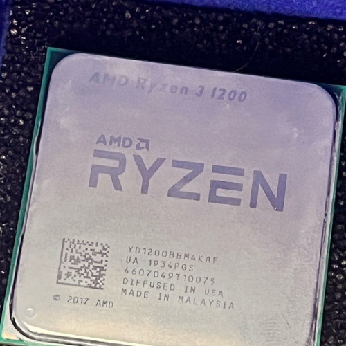 AMD Ryzen 3 1200 AF 3.1GHz Quad-Core Processor for Socket AM4 like new