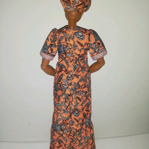Barbie Maya Angelou doll used, missing accessories