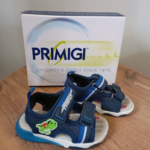 Primigi Kids Sandals like new, size 21