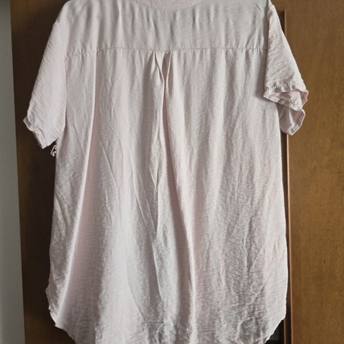 Women's blouse soft pink with silver clasp, like new, size XXL