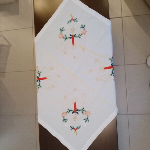 Christmas table runner with festive embroidery like new (81x74 cm)