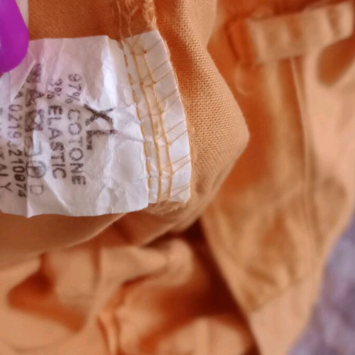 Short skirt like new, orange, size XL