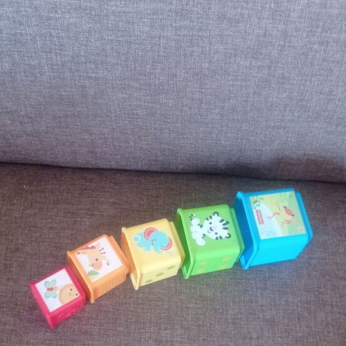 Stacking toy