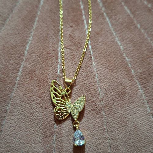 Lolita Jewels necklace new, gold with butterfly and teardrop design