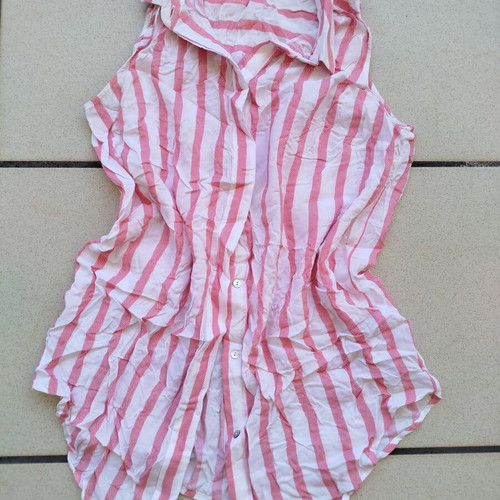 Striped women's sleeveless summer shirt Stradivarius like new, white and pink