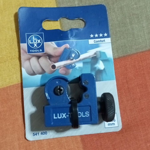 Pipe cutter new sealed