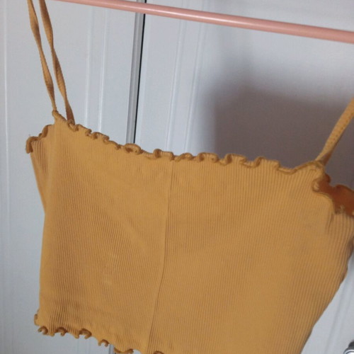 Yellow crop top Pink Woman like new, size M, summer style