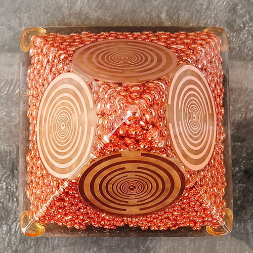 Pyramidal Golden Copper orgonite like new with 5 gold-plated MWO antennas