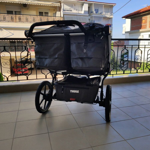 Thule Urban Glide 2 double jogging stroller used, lightweight aluminum