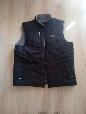 Everlast men's sleeveless jacket like new, black and gray, XL