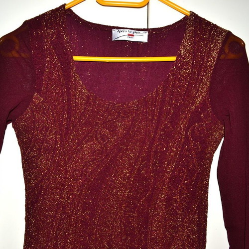Vintage Bordeaux Shiny Blouse with Glitter Sleeve Gold Thread like new