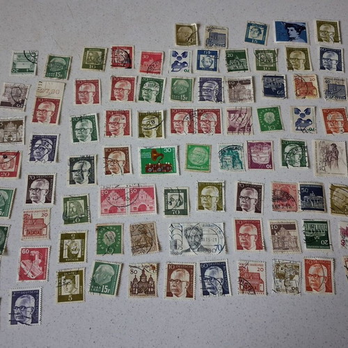 German stamps used, pack of 319 collectible vintage pieces