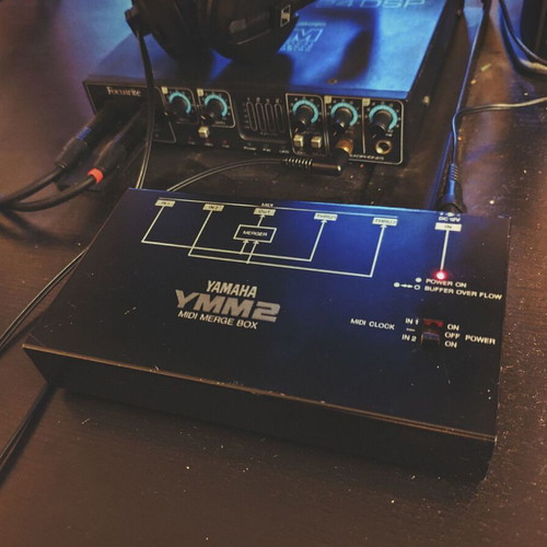 Yamaha YMM2 Midi Merge Box used, vintage 80s, made in Japan