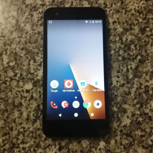 Vodafone Smart E8 1/8 GB phone like new, Android 7.1