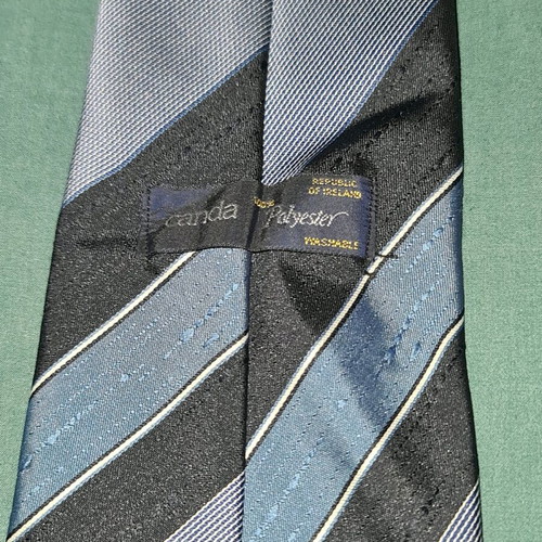 Canda vintage tie like new, polyester