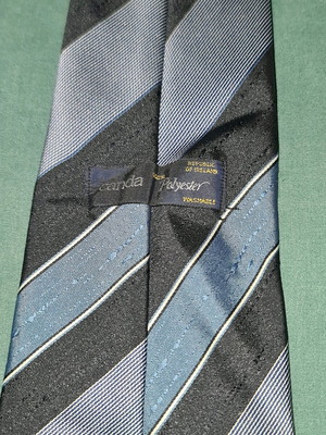 Canda vintage tie like new, polyester