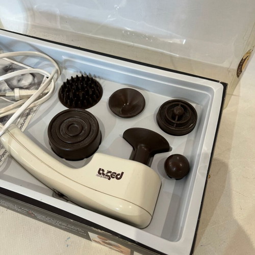 Massage Gerrat PC60 handheld electric massage device with 6 heads like new
