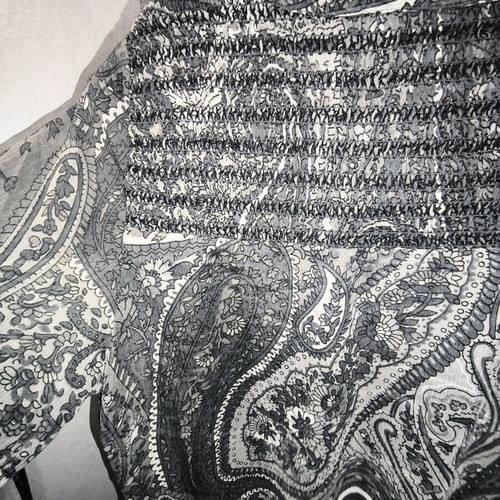 Soyaconcept blouse with grey-black paisley pattern like new, size L