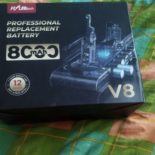Dyson V8 Battery 21.6 V new with accessories