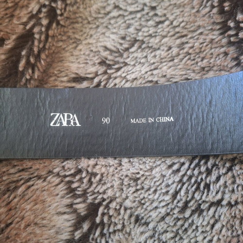 Velvet Zara belt with rhinestone buckle, like new, black size 90