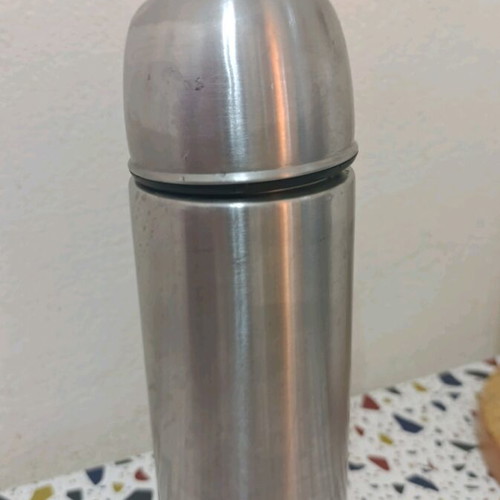 Emsa thermos 0.5 liters like new with small dent on lid