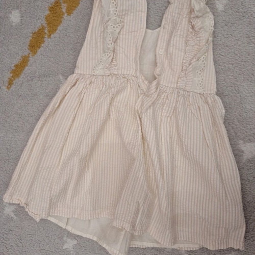 Girls' dresses pack of 5, like new, size 3-4 years, colorful