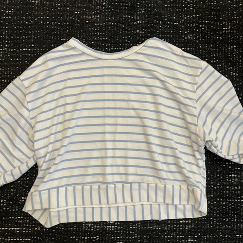 Woman's shirt one size, like new, black