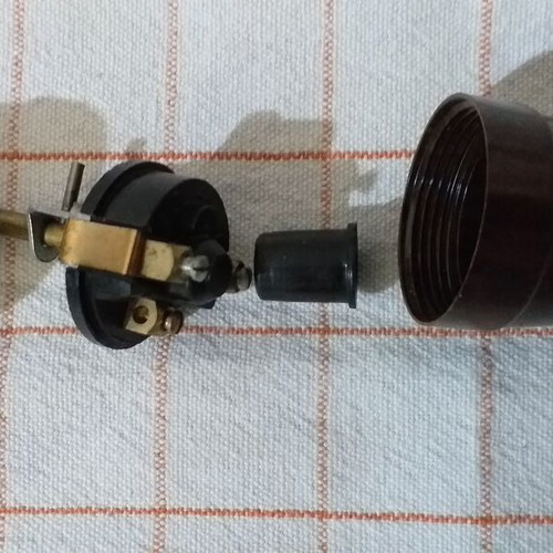 Used electrical components set of 6 bakelite pieces