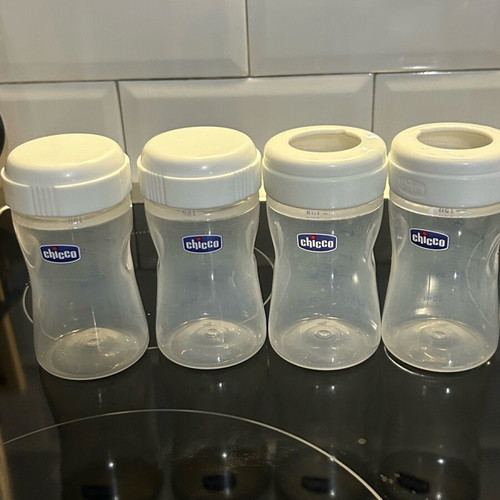 Chicco Breast Milk Storage Bottles 4 pcs 150ml used