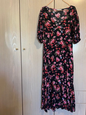Floral dress long Stradivarius like new, size S