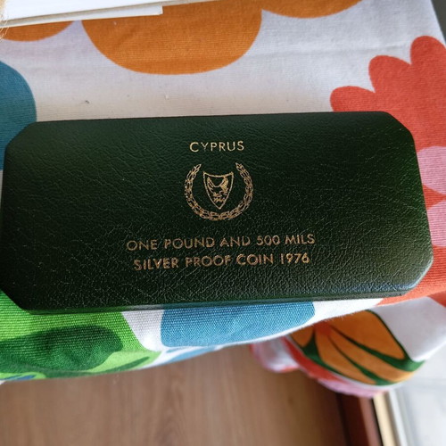 Cyprus Set 1 Pound & 500 Mils Proof 1976 like new