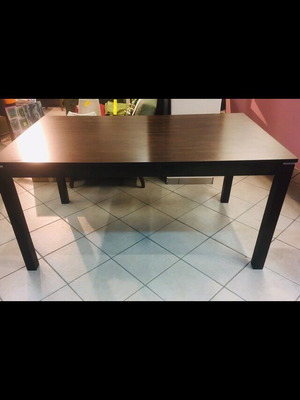 Solid wood table new, dimensions 1.50x90x74 cm