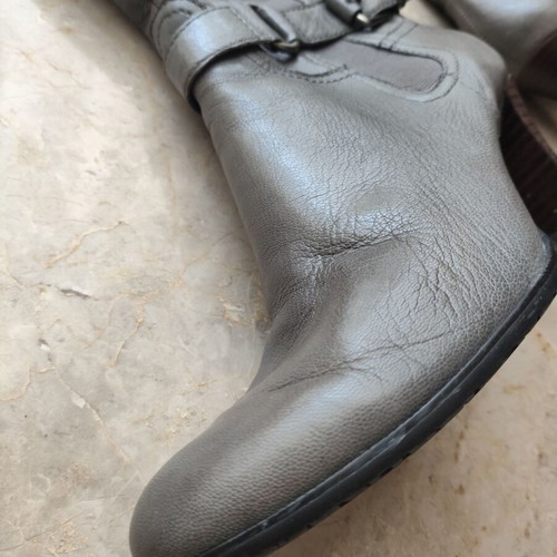 Anne Klein women's boots size 37 used
