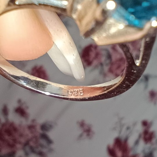 S925 Silver Solitaire Ring with Blue Zircon No6 Like New