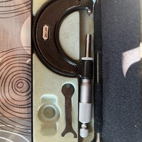 Micrometer M-W Moored and Wright like new with case