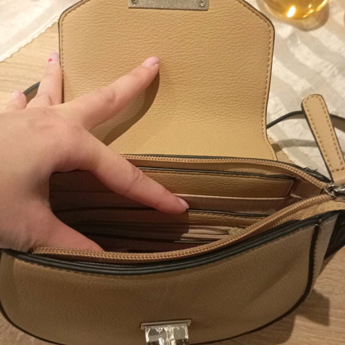 Kem crossbody bag like new, beige brown
