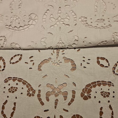 Vintage linen table runner with Richelieu cutwork embroidery (183x39 cm)