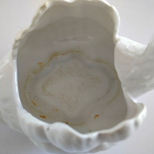 Porcelain decorative swan used, Keramikos