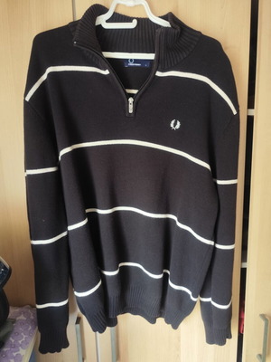 Fred Perry long sleeve shirt like new, size large, 100% cotton