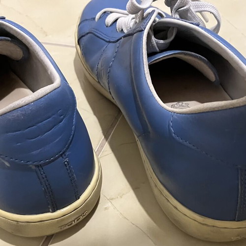 Tod's sneakers size 42 used with minor wear on back